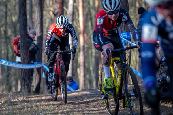 MČR v cyklokrosu 2022 - se 113 nejlepší juniorka vloženého závodu