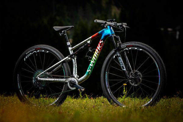 Limitovaná edice Specialized S-Works World Champion