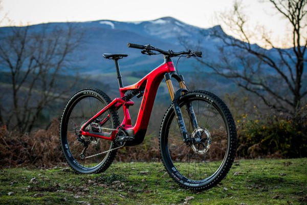 BH Bikes AtomX Carbon 2022