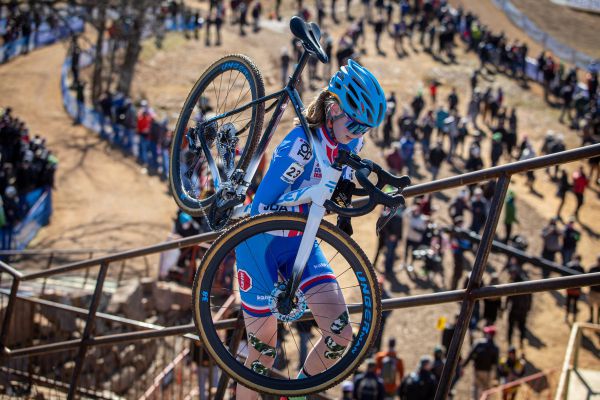 Fayetteville 2022 - sobota - Vanda Dlasková