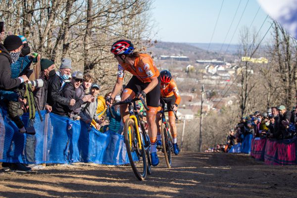 Fayetteville 2022 - sobota - atak Marianne Vos nevyšel