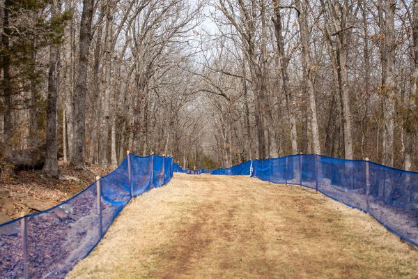 Fayetteville 2022 - den 1. - pak ale následuje stoupání