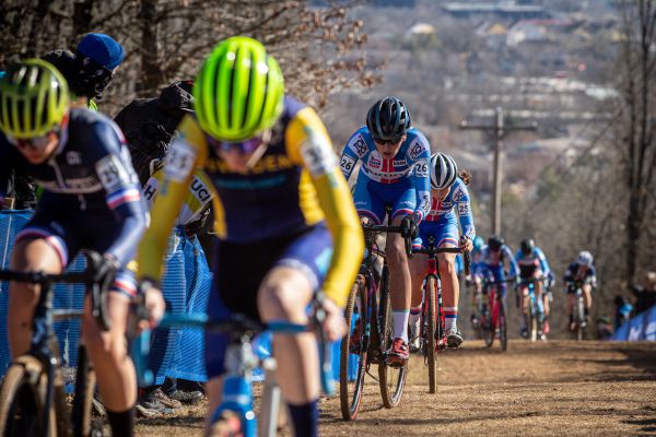 Fayetteville 2022 - sobota - Julia Kopecky a Bára Jeřábková