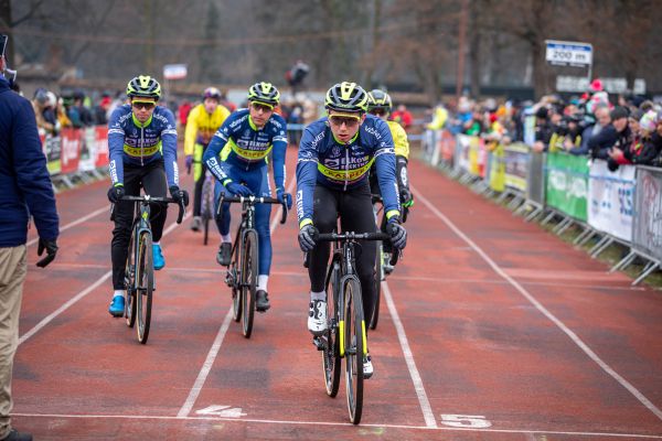 MČR v cyklokrosu 2022 - tým Elkov Kasper trochu rozvířil vody
