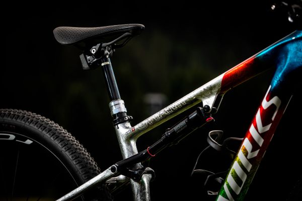 Limitovaná edice Specialized S-Works World Champion