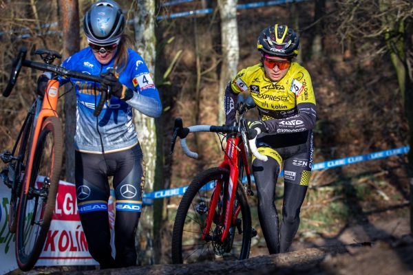 MČR v cyklokrosu 2022 - Karla s Terezou Tvarůžkovou