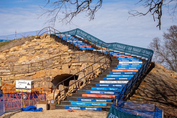 Fayetteville 2022 - den 1. - ikonické místo pro zdejší trať