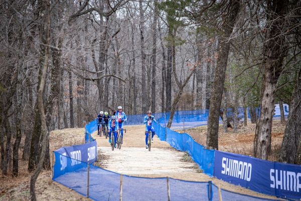 Fayetteville 2022 - den 2. - Bory, Franta a Venca