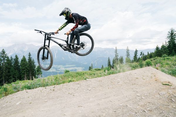 Antidote Darkmatter 2022