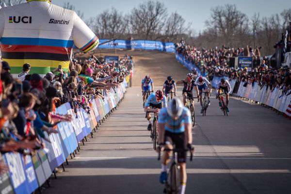 Fayetteville 2022 - neděle - Borymu už nezbyly na závěrečný fight síly