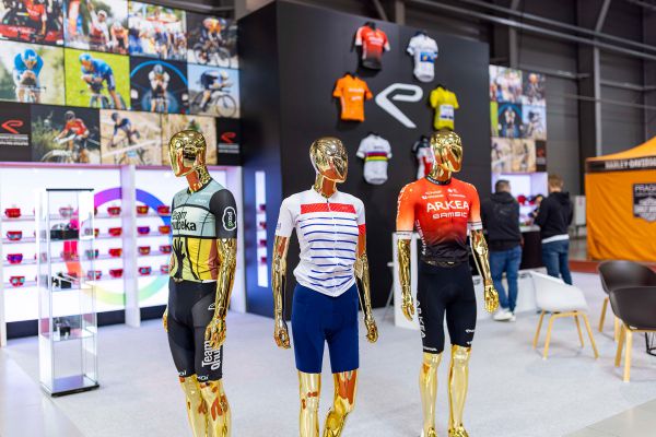 For Bikes 2022 první den