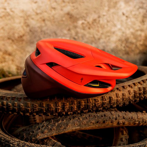 Specialized Camber 2022