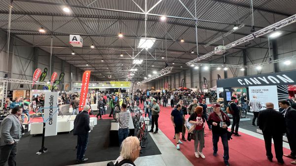 For Bikes 2022 první den