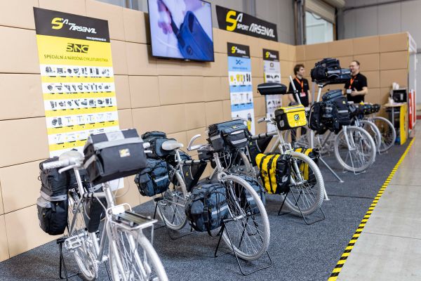 For Bikes 2022 první den