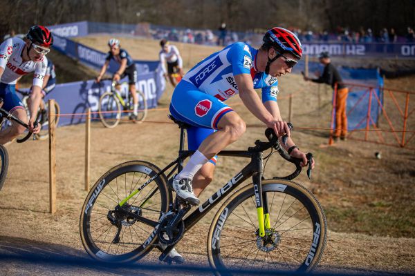 Fayetteville 2022 - neděle - Michael Boroš