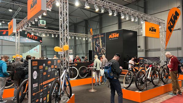 For Bikes 2022 první den