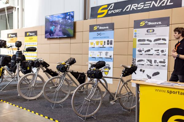 For Bikes 2022 první den