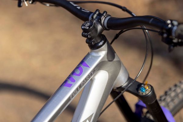 Ghost Riot Enduro Full Party