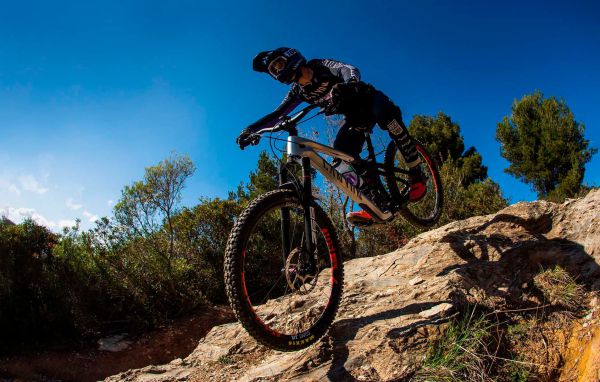 Canyon Strive CFR 2022