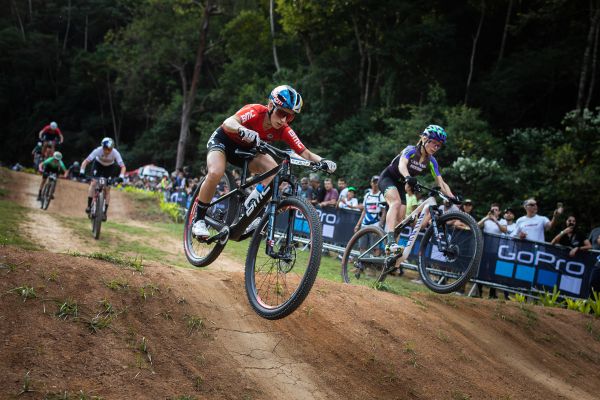 francouzský souboj v Short-Tracku