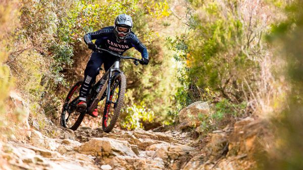 Canyon Strive CFR 2022