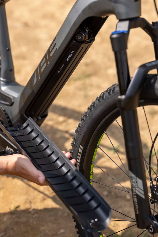 Cube Reaction Hybrid PRO 500