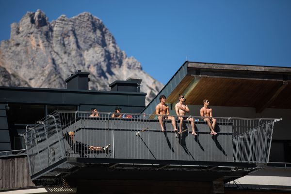 Sjezdaři si nedělní XC užívali