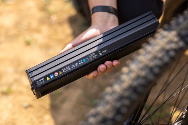 Cube Reaction Hybrid PRO 500