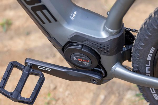 Cube Reaction Hybrid PRO 500