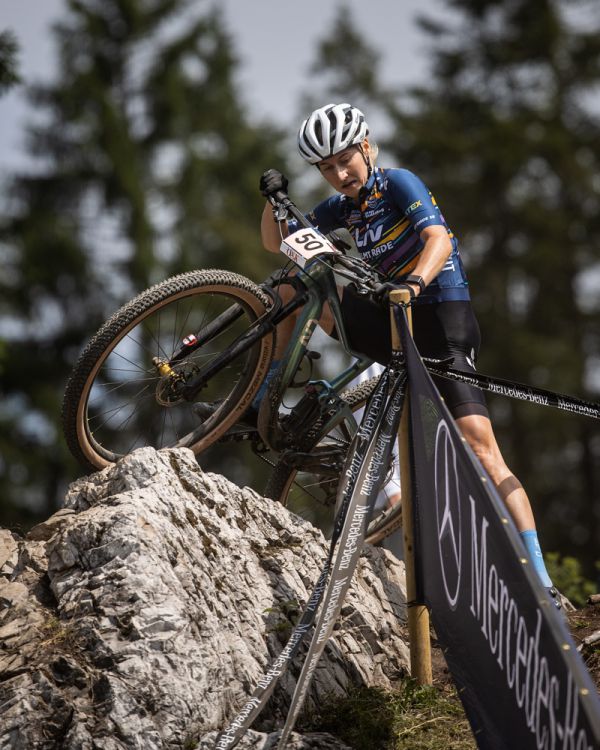 Zaváhání Jany Czeczinkarové