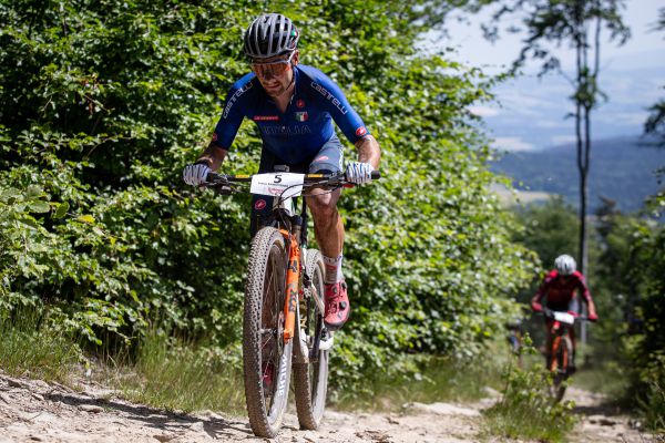 ME XCM 2022 - přichází atak Fabiana Rabesteinera