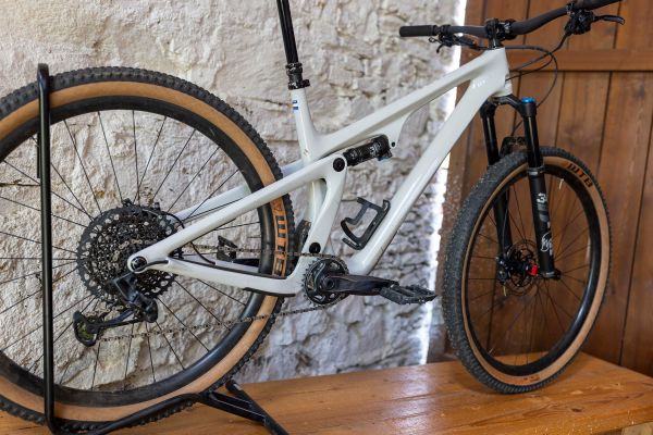 Prezentace 2023 Zookee & Vokolek Import