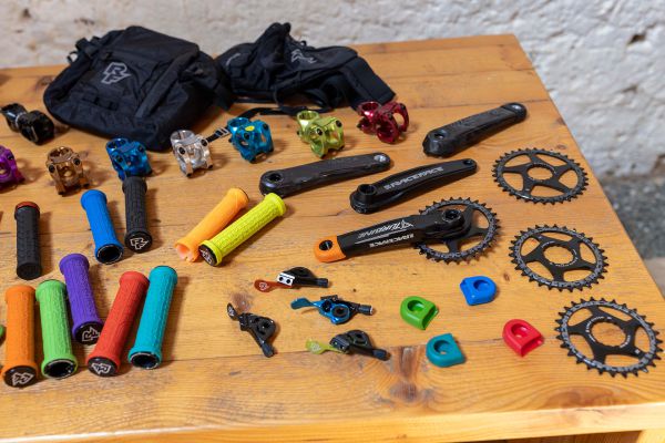 Prezentace 2023 Zookee & Vokolek Import