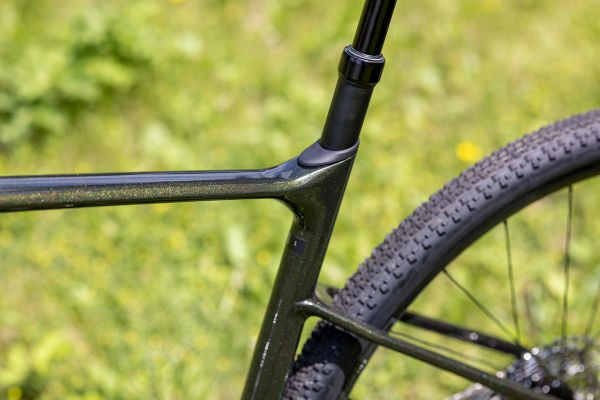 Giant Revolt Advanced 1