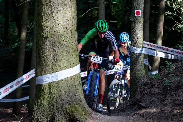 MČR XCO 2022 - kadeti Friedel a Bažant