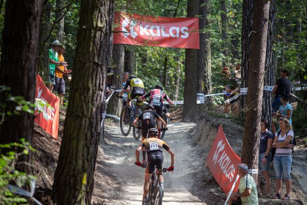 MČR XCO 2022 - brzy byl ale pohlcen skupinkou pronásledovatelů