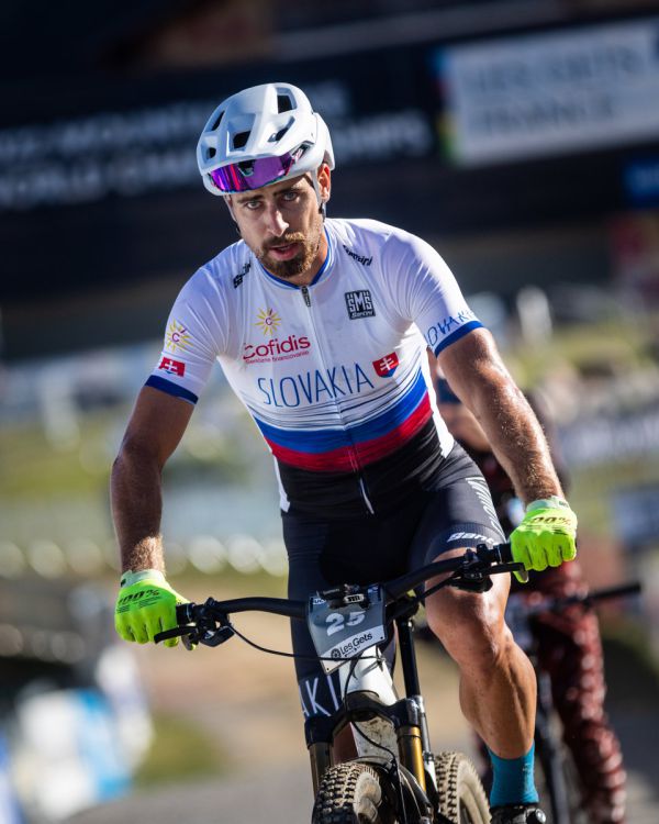 MS XCO 2022 - Peter Sagan na tréninku na e-biku