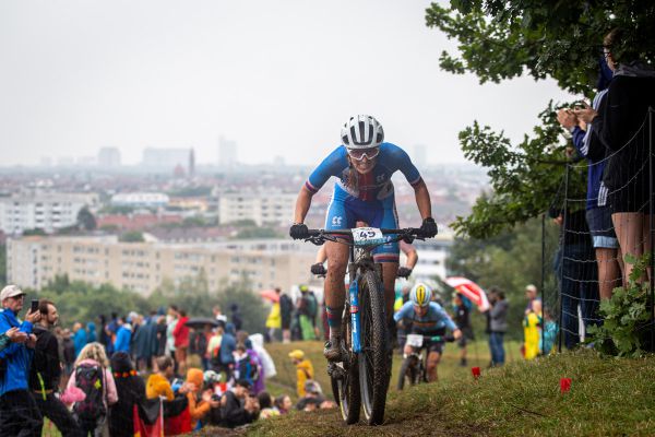 ME XCO 2022 - Karla Štěpánová se svým typickým výrazem zabijáka