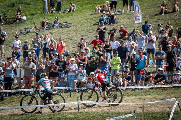 MS Les Gets 2022 - konec představení za velkého potlesku