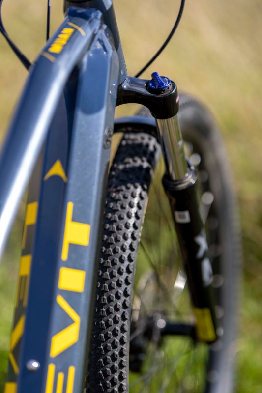 Levit Muan MX overstep