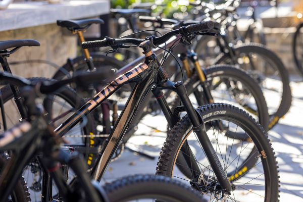 NS Bikes prezentace 2023