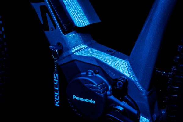 Kellys s novým "navi" Panasonicem