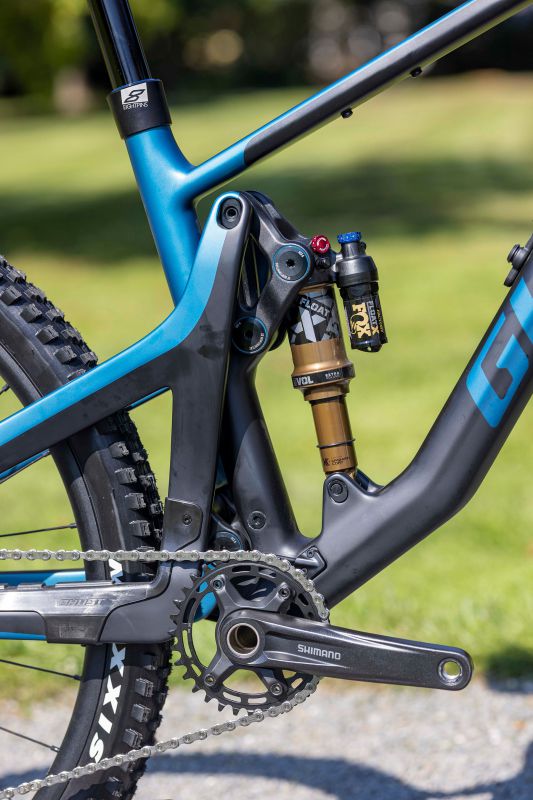 Ghost Riot Trail CF Full Party