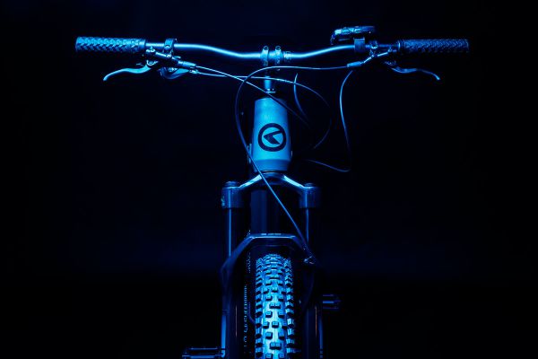 Kellys s novým "navi" Panasonicem