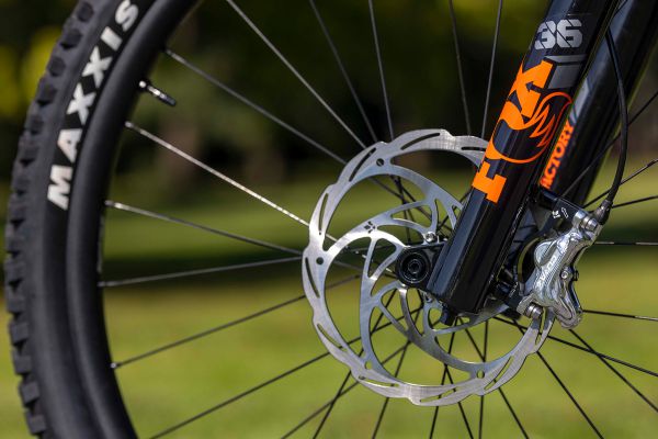 Ghost Riot Trail CF Full Party