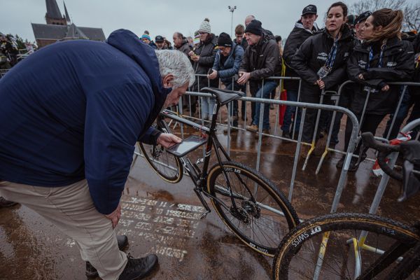 MS Hoogerheide 2023 - kontrola mechanického dopingu