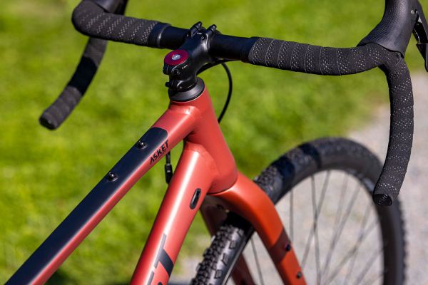 Ghost Asket Advanced 2023