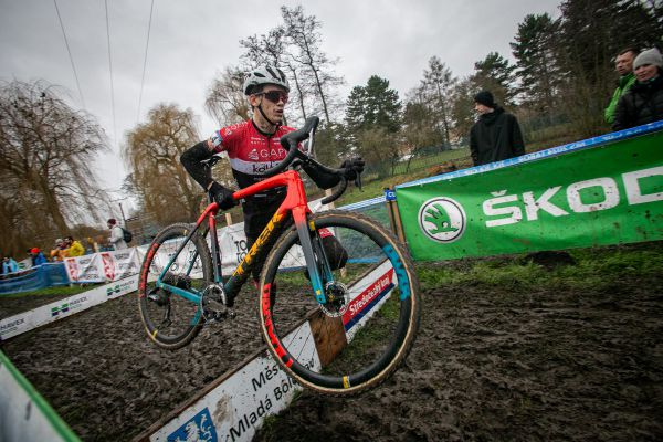 MČR Ml. Boleslav 2023 - Filip Samec se v první půlce rval o medaili