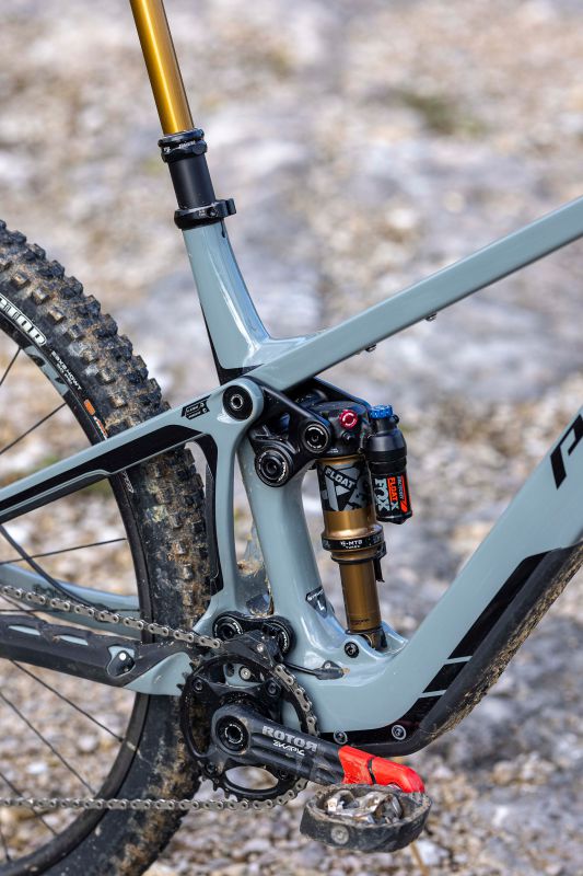 Pivot Shuttle SL Team XTR