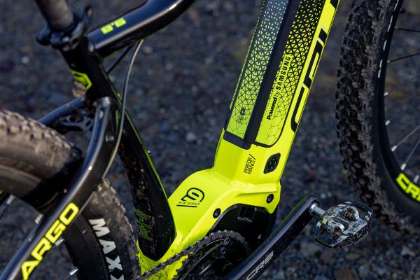 Crussis PAN-Largo 9.8